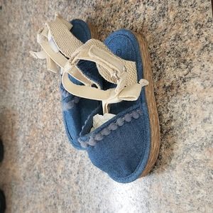 Infant sandals